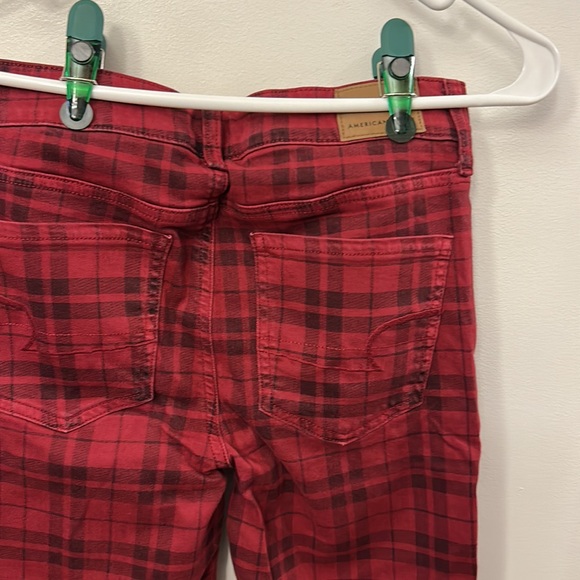 American Eagle Women’s Red Plaid Jeggings Size 2 - Picture 4 of 8